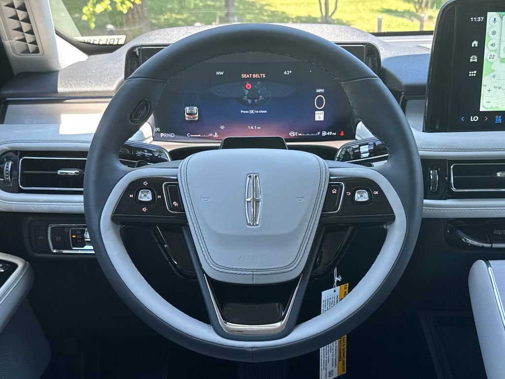 New 2026 Lincoln Aviator Reserve w/ Luxury Package AWD/4WD image 17