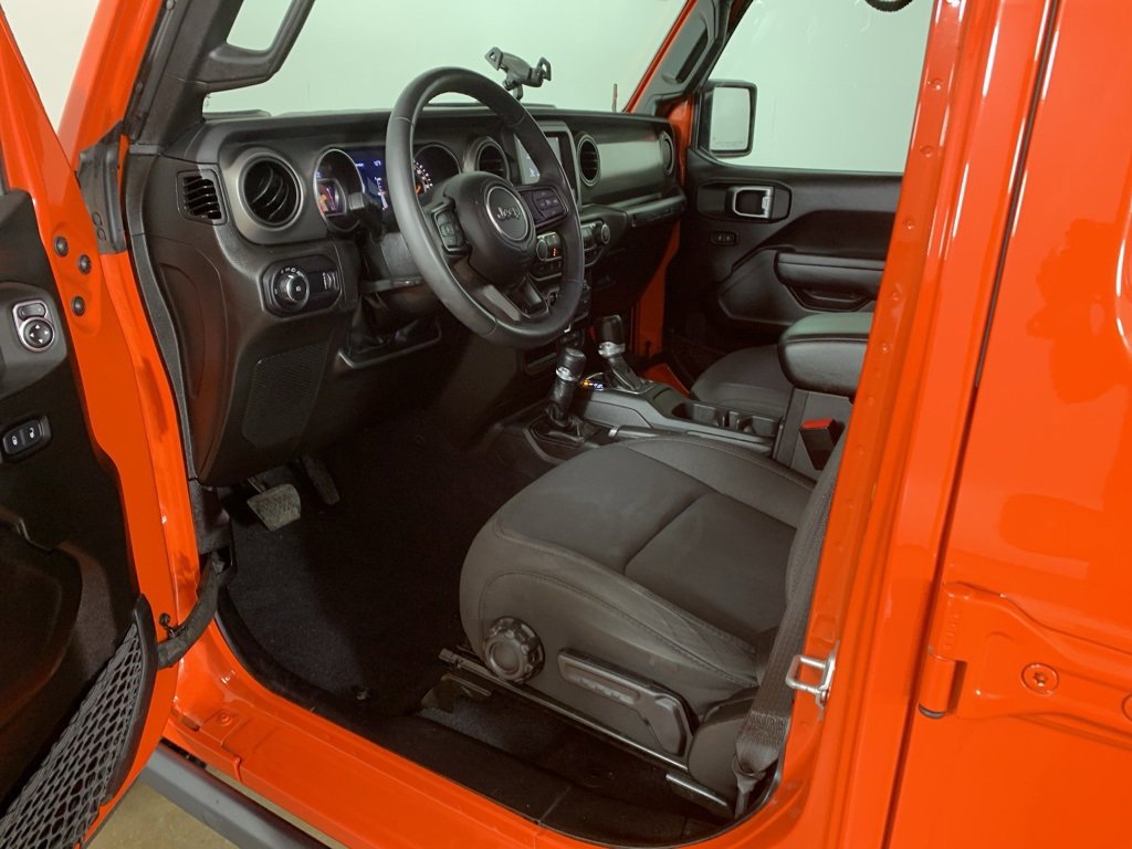 Used 2023 Jeep Wrangler Unlimited Sport image 28