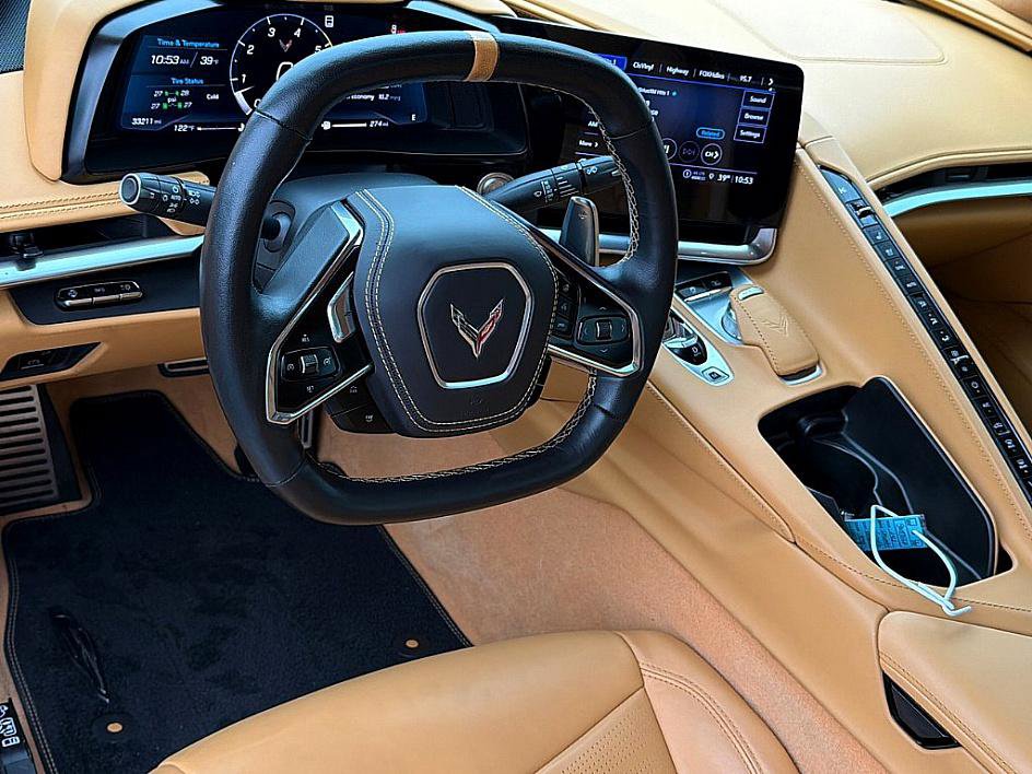 Used 2022 Chevrolet Corvette Stingray Premium Conv w/ Z51 Performance Package image 13