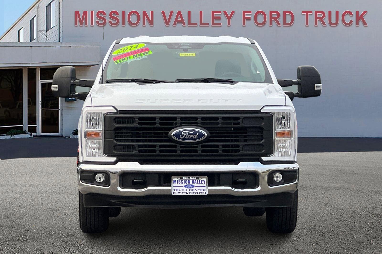 Used 2024 Ford F250 XL w/ XL Chrome Package image 9