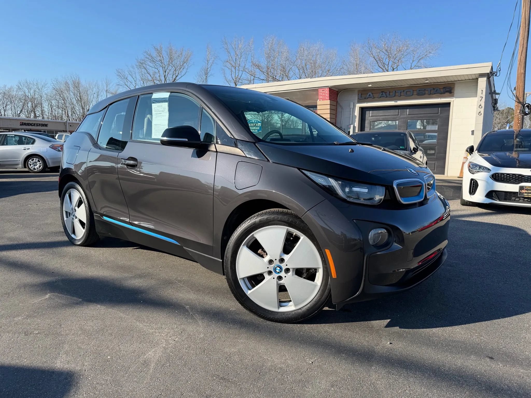 Used 2015 BMW i3 w/ Range Extender RWD image 1