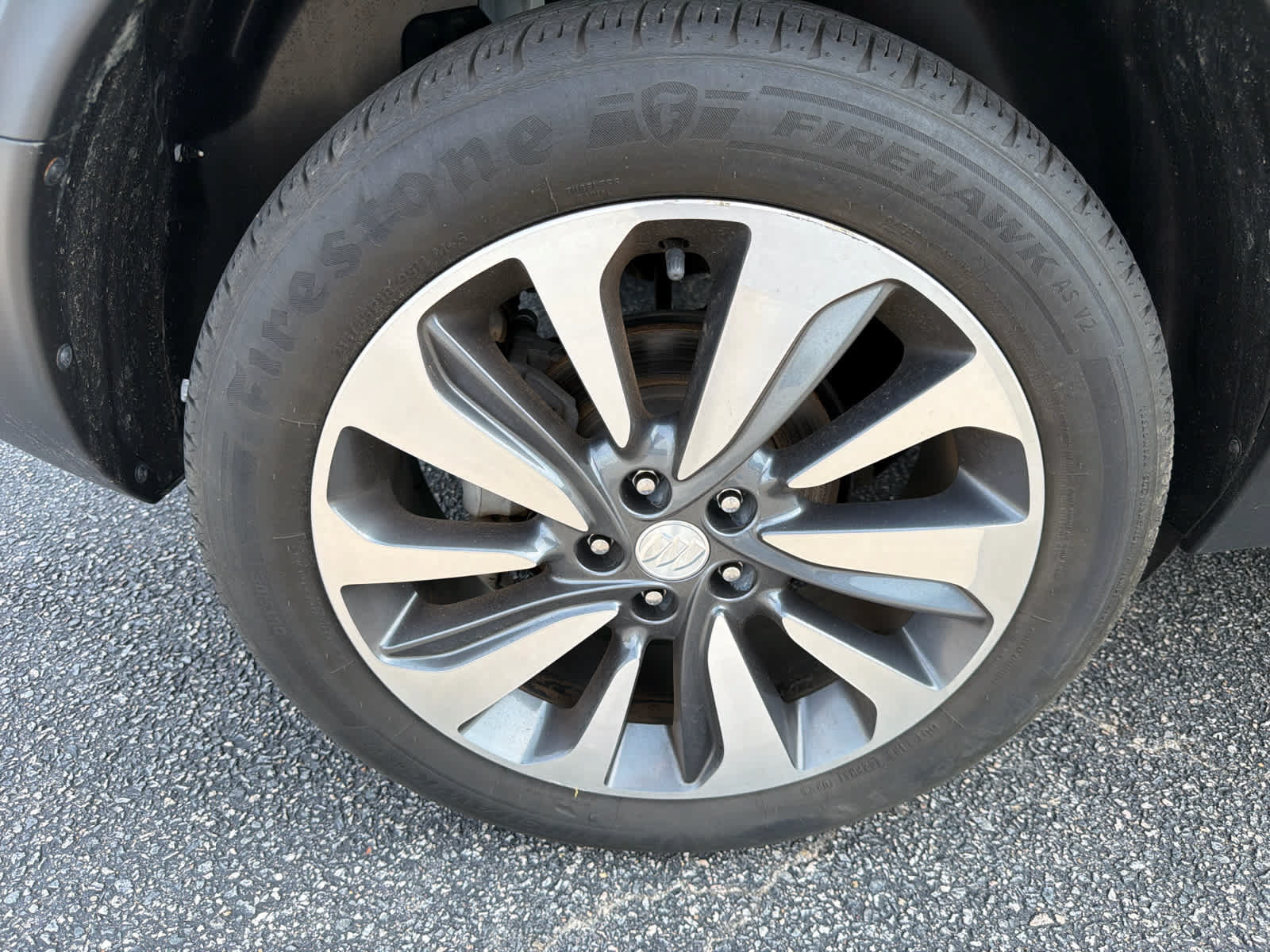 Used 2021 Buick Encore Preferred AWD/4WD image 24