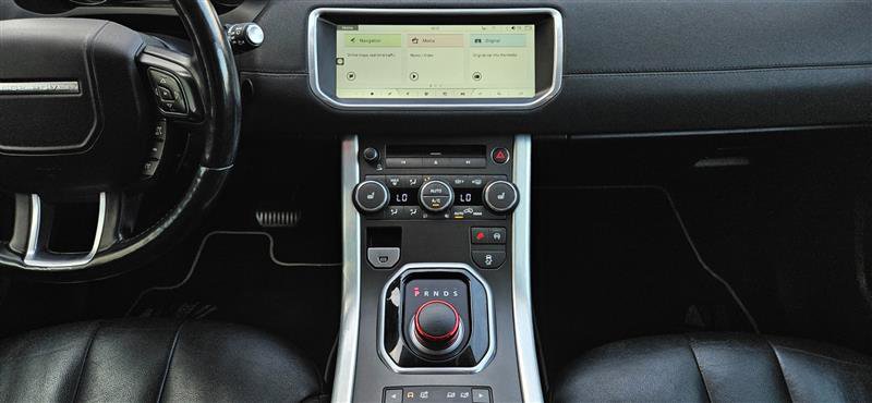 Used 2015 Land Rover Range Rover Evoque Pure Plus image 13