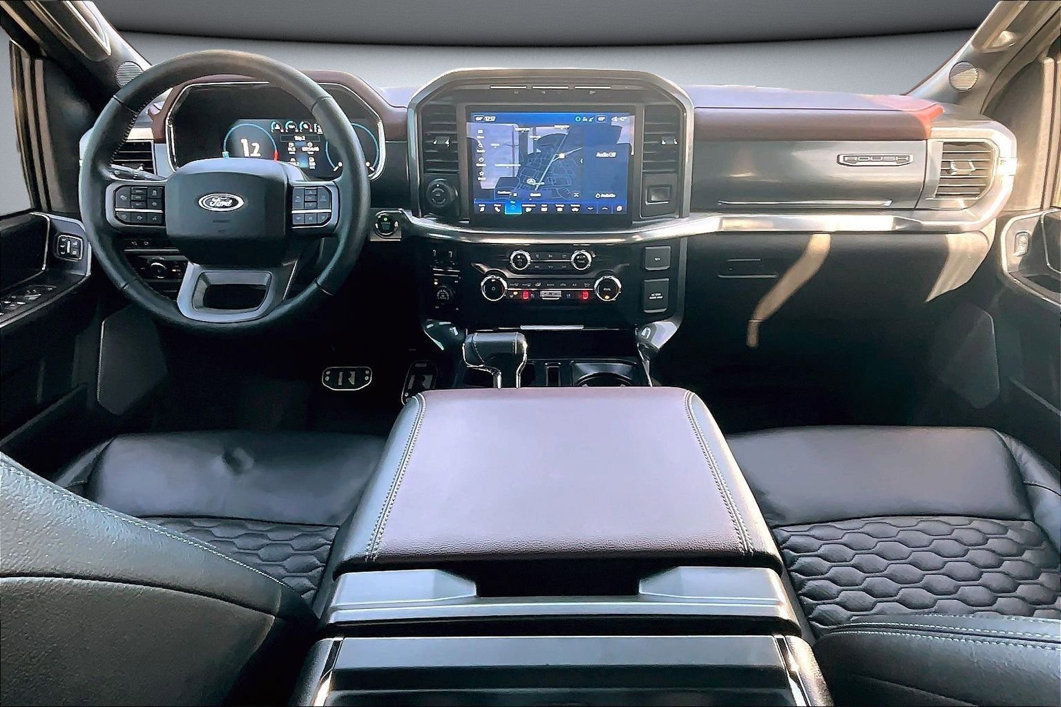 Used 2022 Ford F150 Lariat w/ Equipment Group 502A High image 8