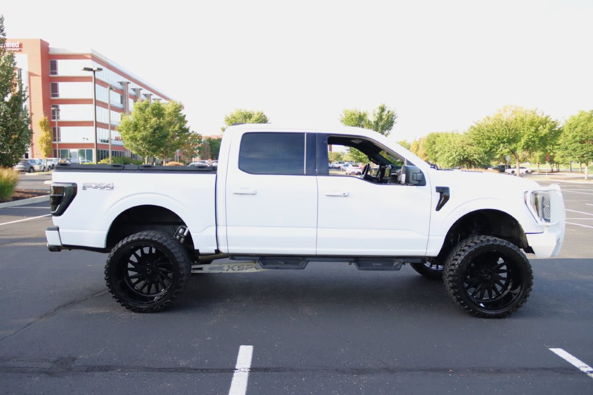 Used 2023 Ford F150 XLT w/ Equipment Group 302A High AWD/4WD image 4