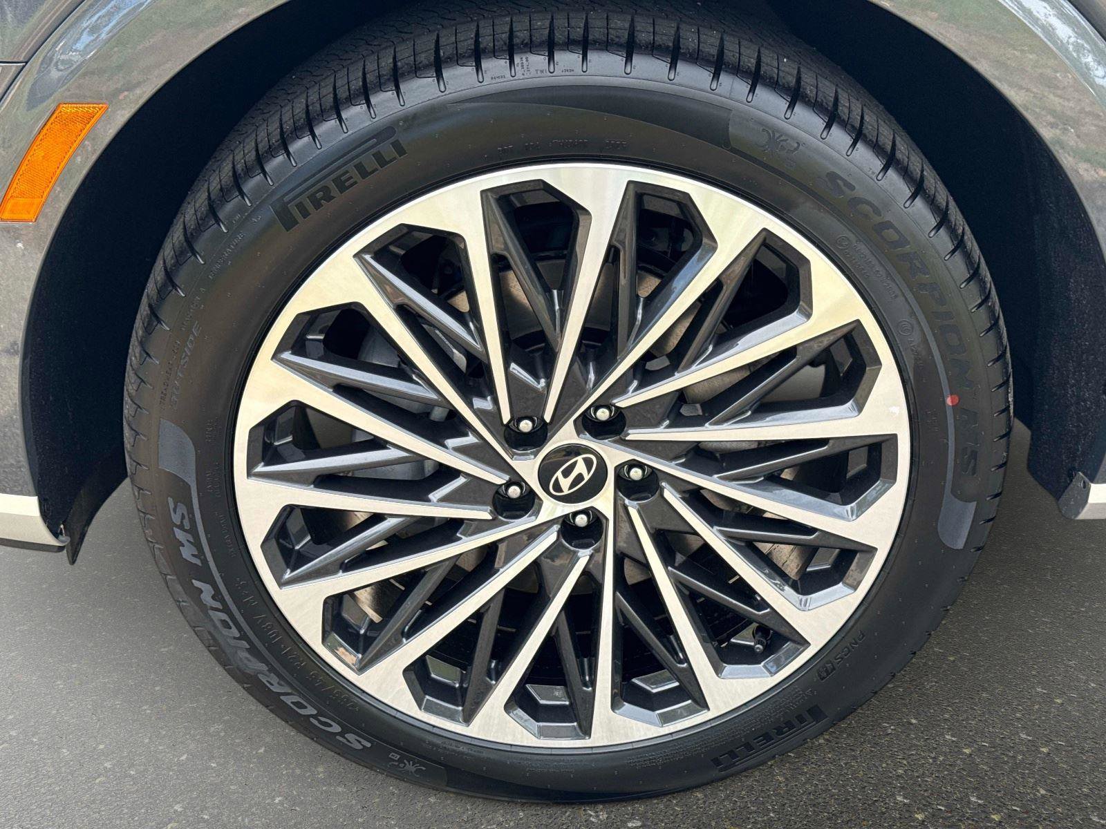 New 2026 Hyundai Palisade Calligraphy image 9