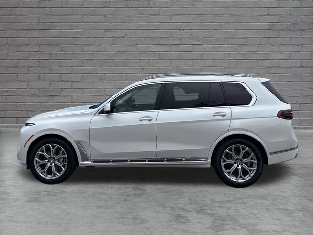 Used 2026 BMW X7 xDrive40i AWD/4WD image 4