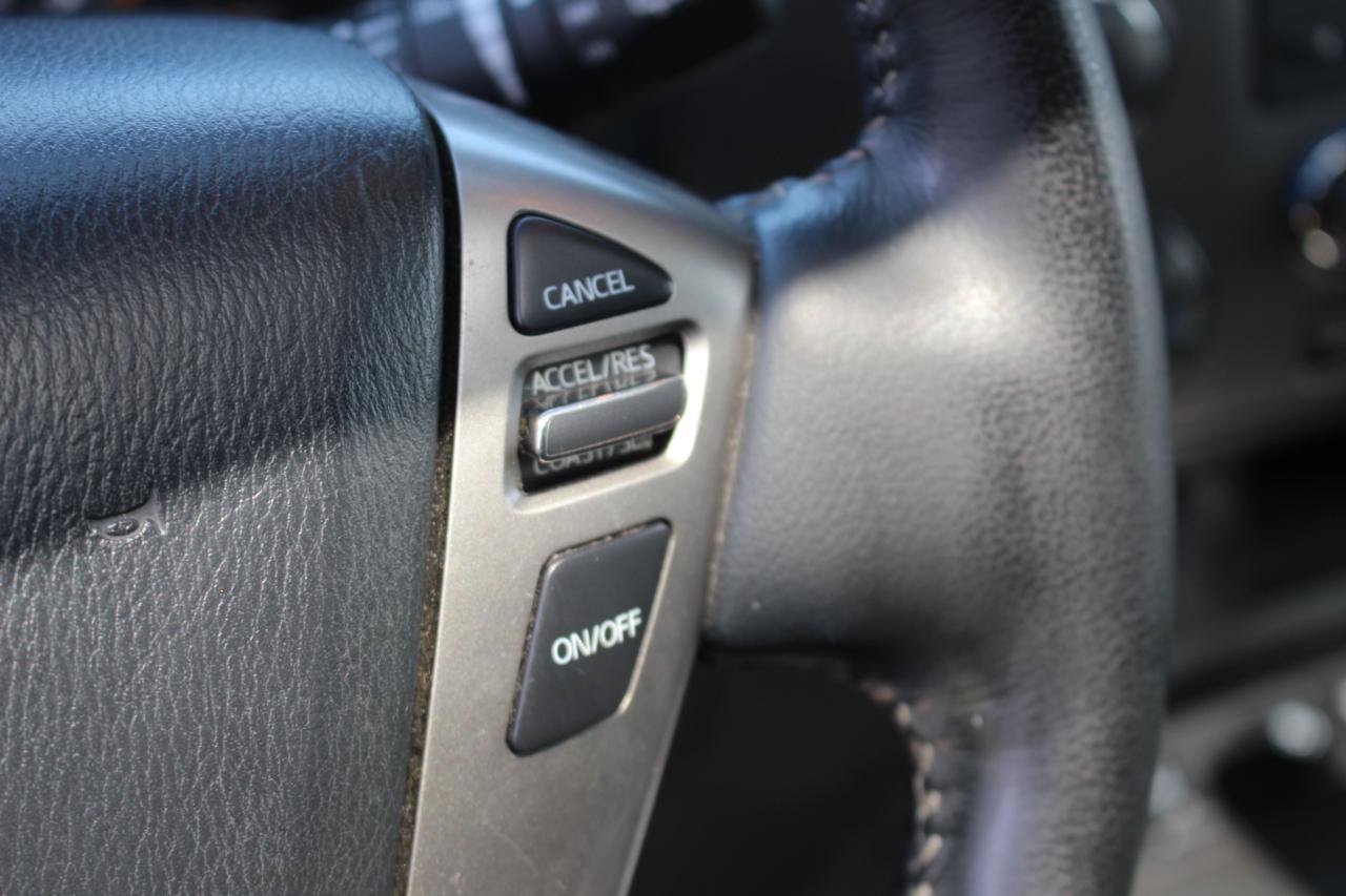 Used 2013 Nissan Armada Platinum AWD/4WD image 19