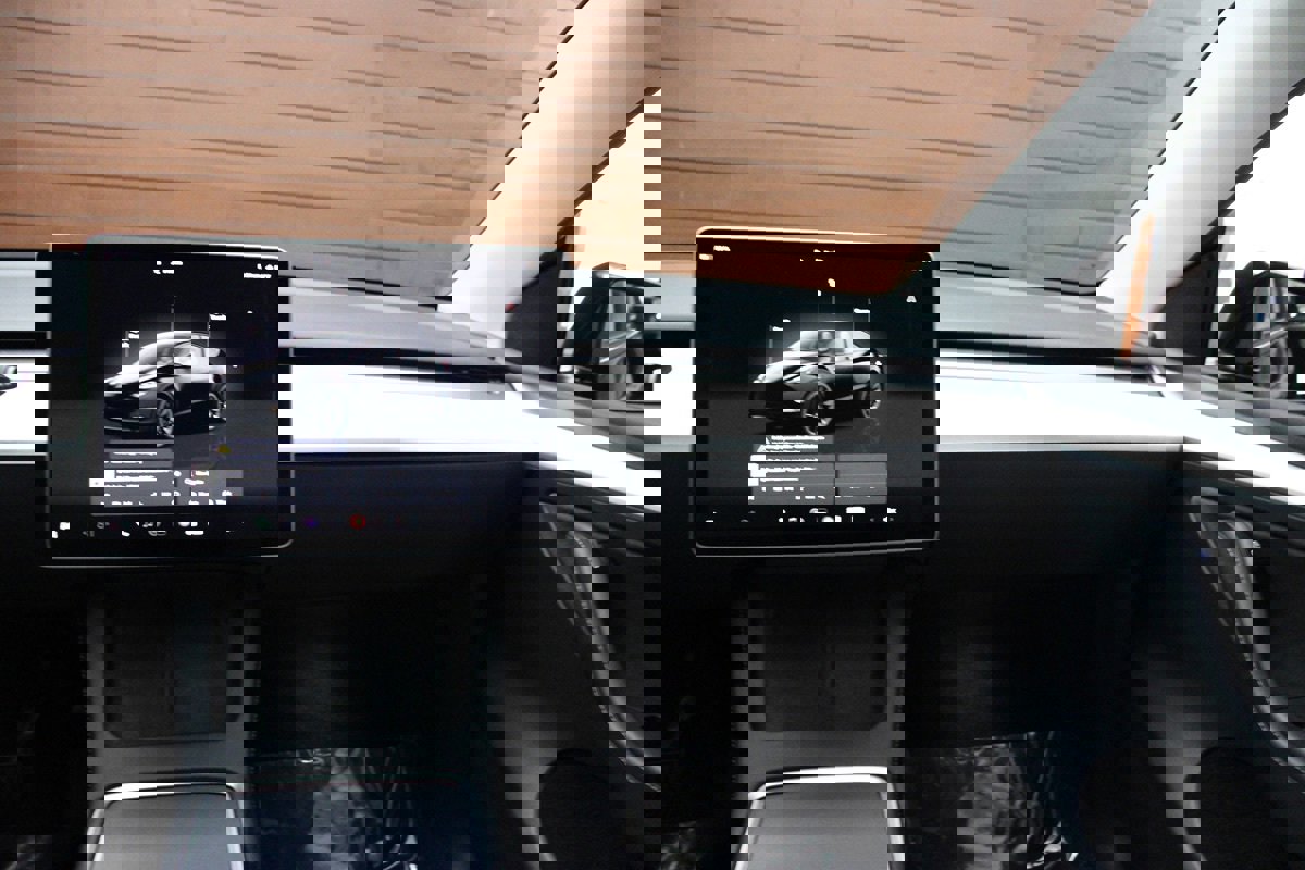 Used 2023 Tesla Model Y Long Range image 25