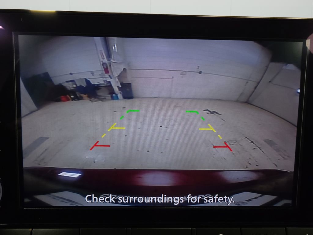 Used 2025 Nissan Rogue SV AWD/4WD image 23