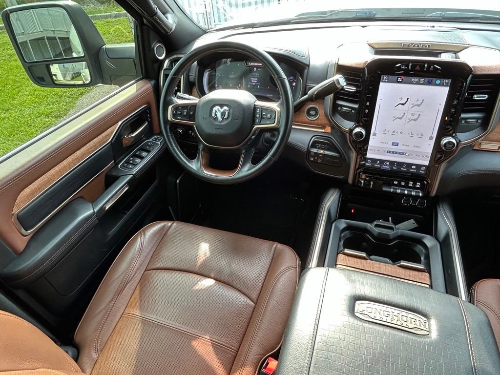 Used 2023 RAM 2500 Limited AWD/4WD image 9