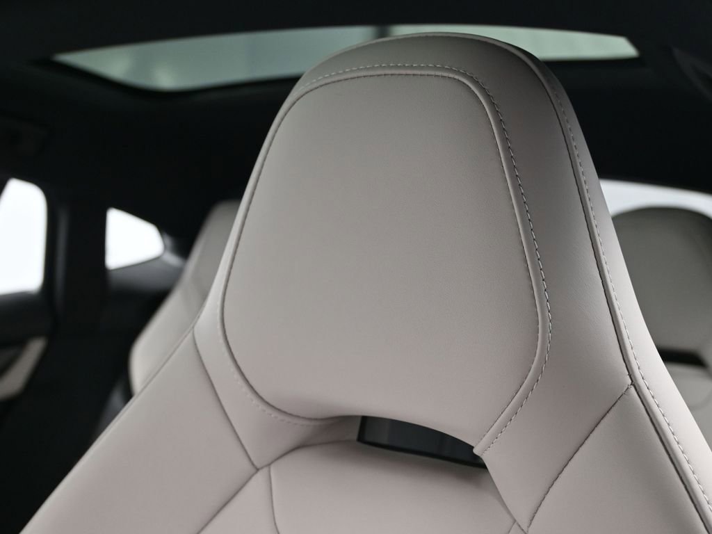 New 2026 Porsche Panamera 4 image 19