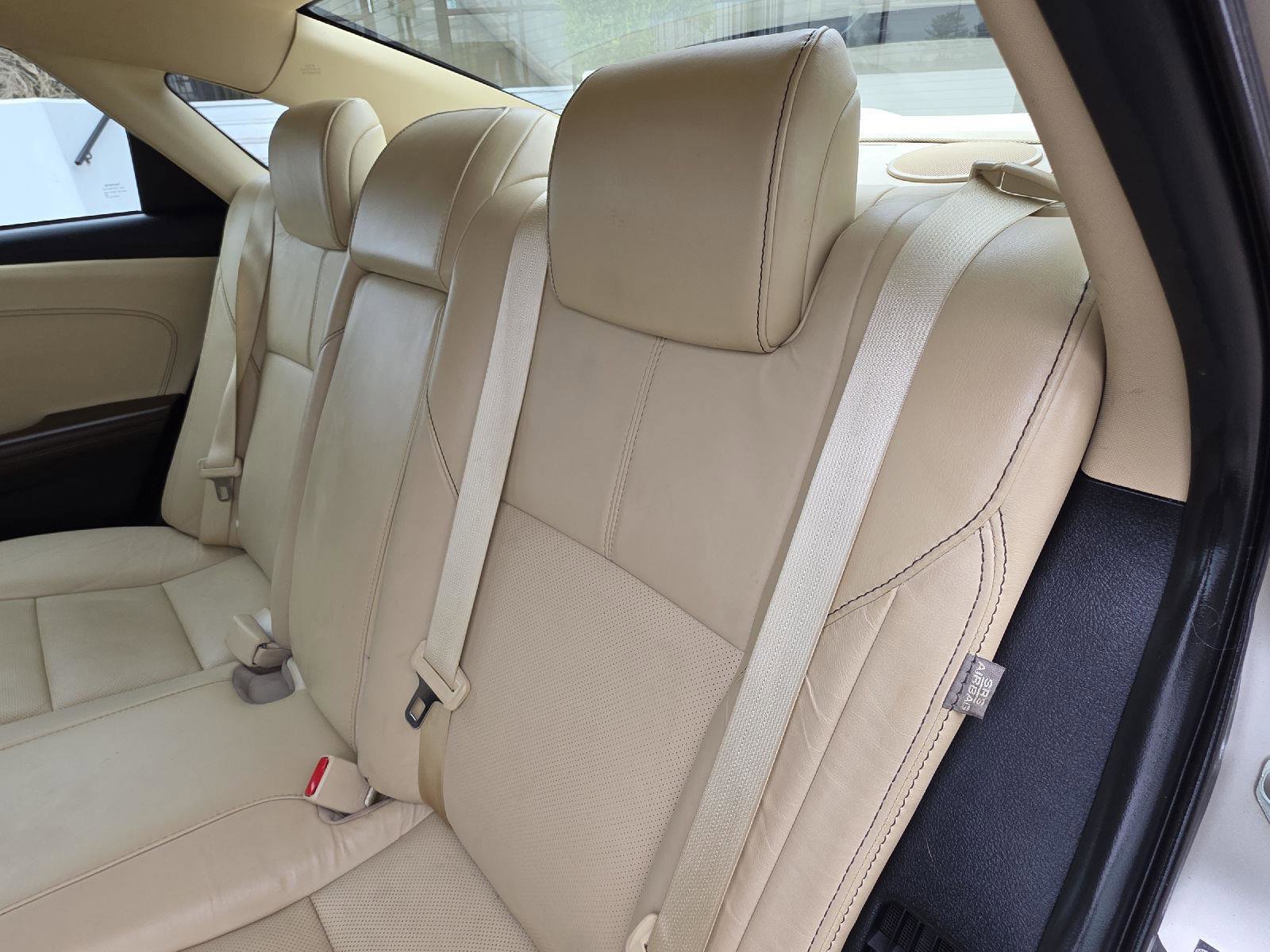 Used 2018 Toyota Avalon Limited FWD image 81