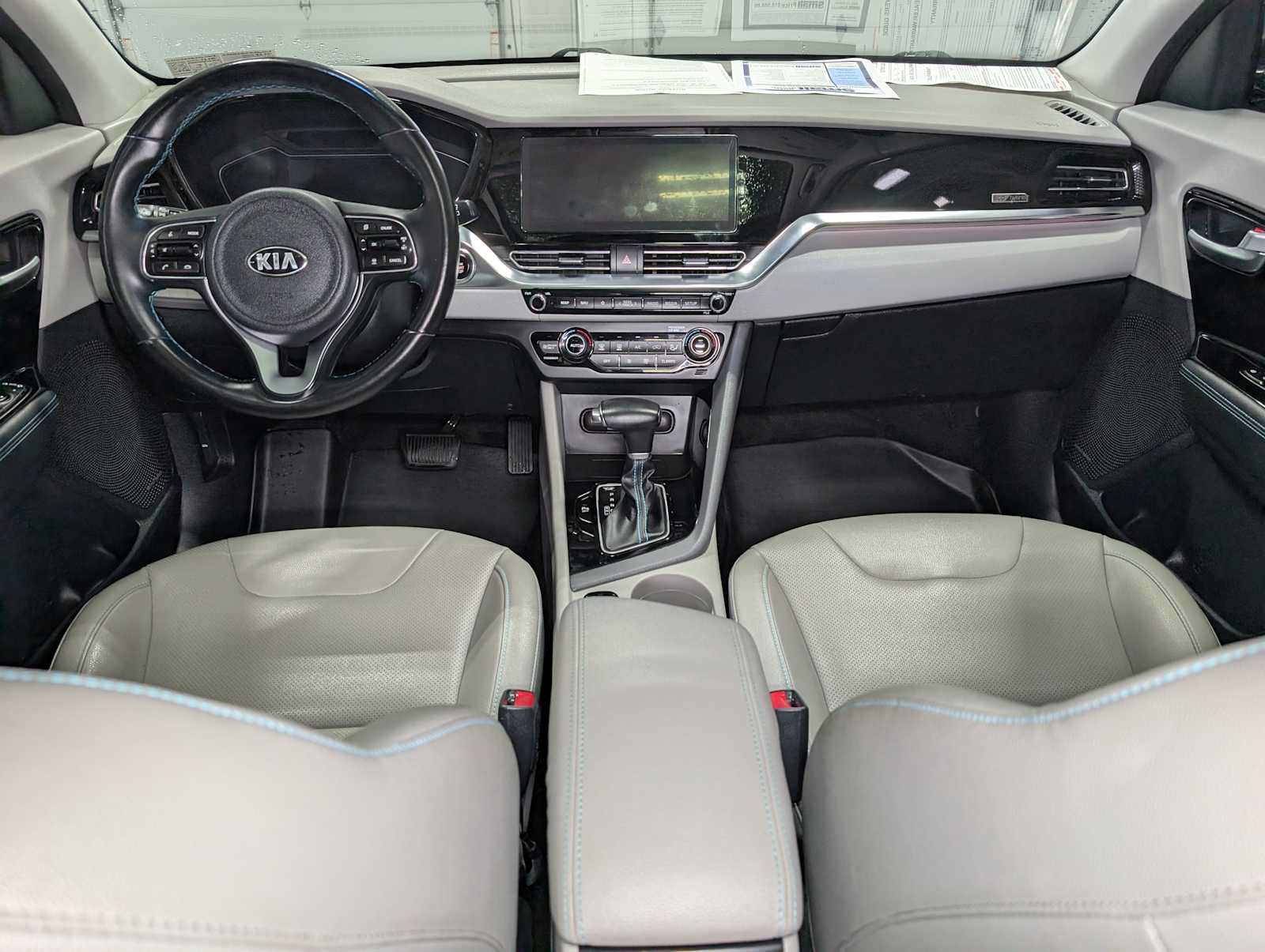 Used 2020 Kia Niro EX Premium FWD image 12