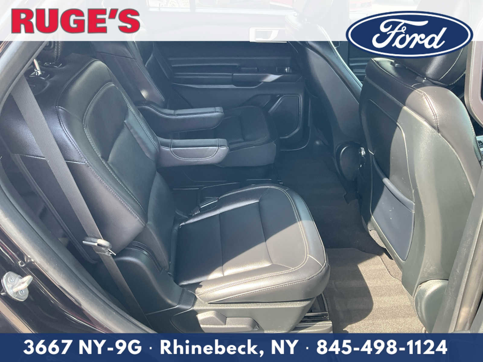 Used 2020 Ford Explorer XLT w/ Equipment Group 202A AWD/4WD image 12