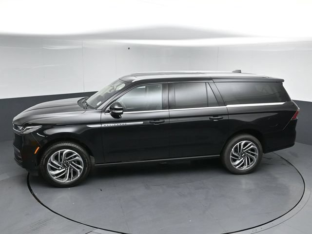 Certified 2025 Lincoln Navigator L Reserve AWD/4WD image 51