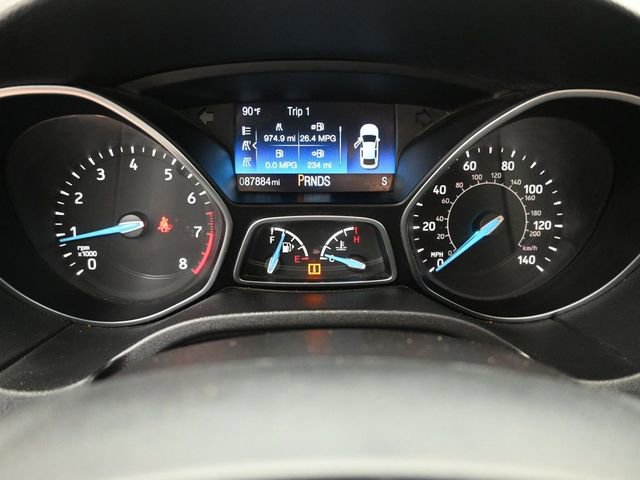 Used 2015 Ford Focus SE w/ Equipment Group 201A image 3