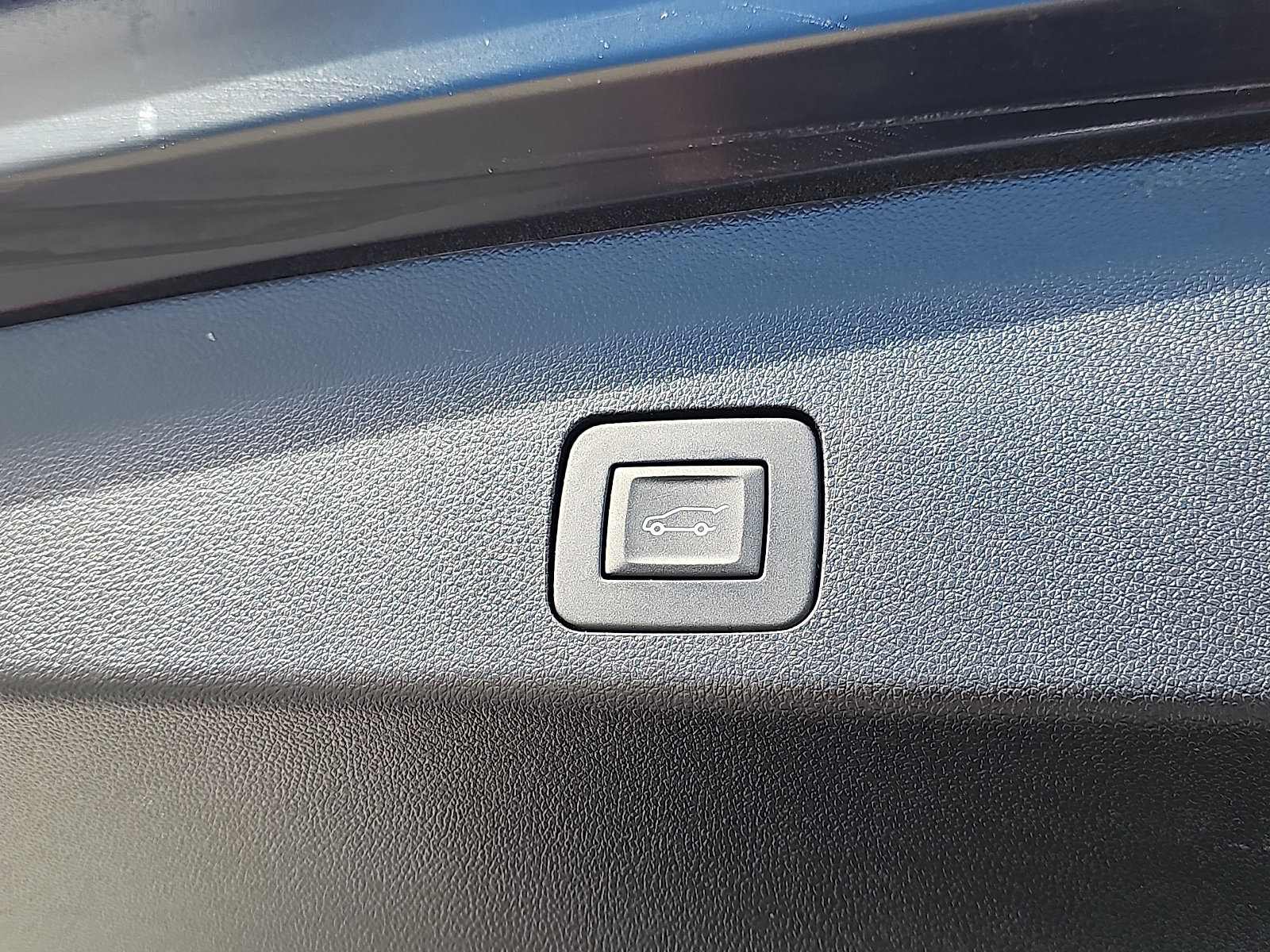 Used 2023 Buick Encore GX Select w/ Experience Buick Package image 29