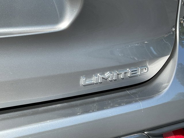 Used 2026 Toyota Highlander Limited AWD/4WD image 10