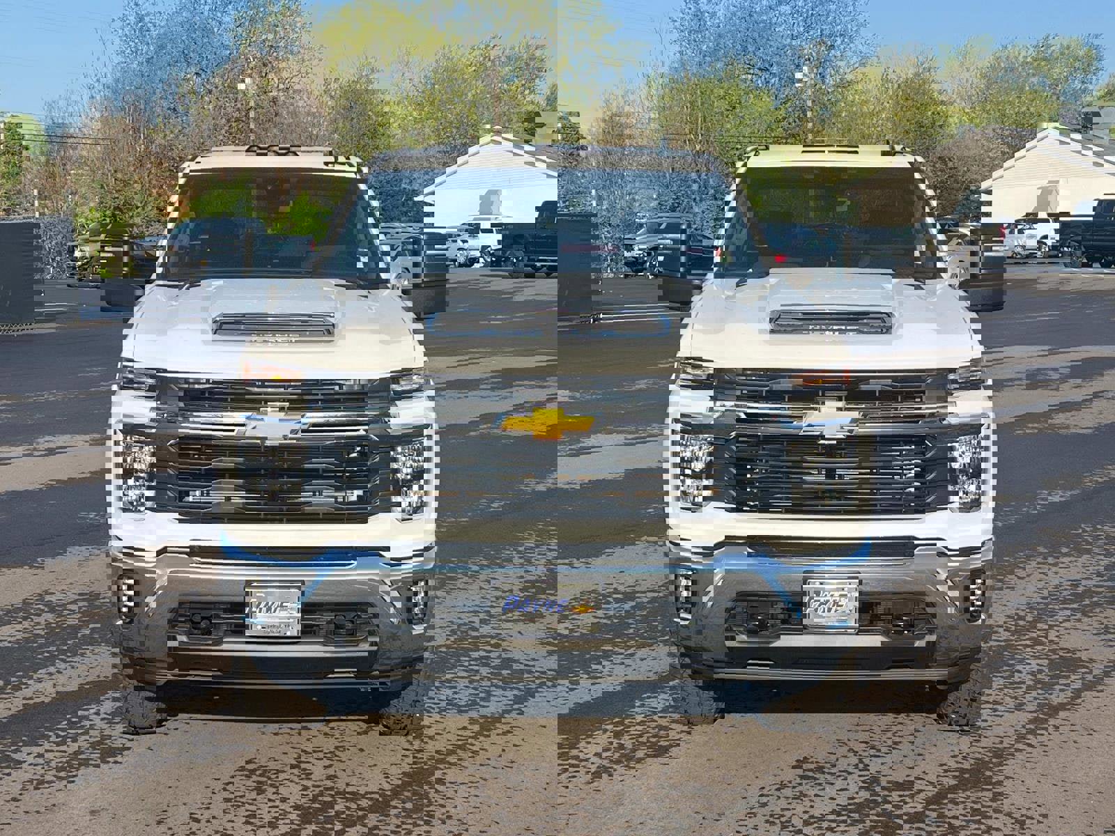 New 2025 Chevrolet Silverado 3500 LT image 2