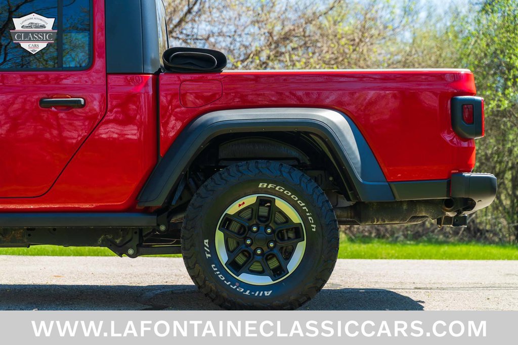 Used 2020 Jeep Gladiator Sport w/ Technology Group AWD/4WD image 13