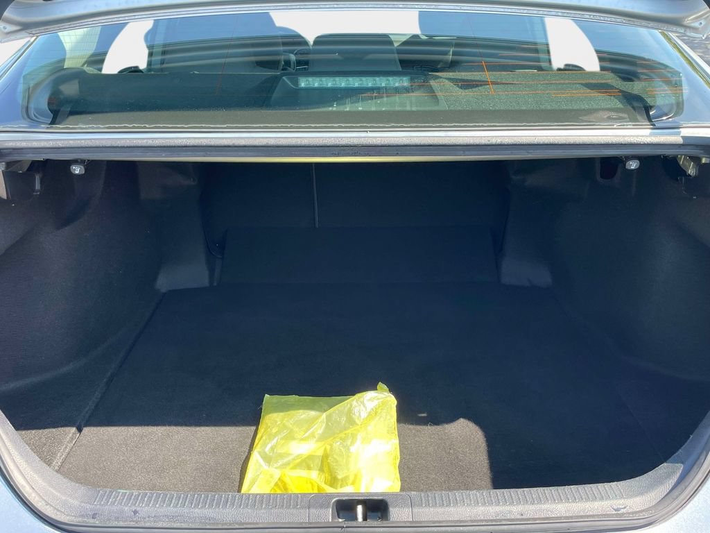 Used 2023 Toyota Camry LE FWD image 10