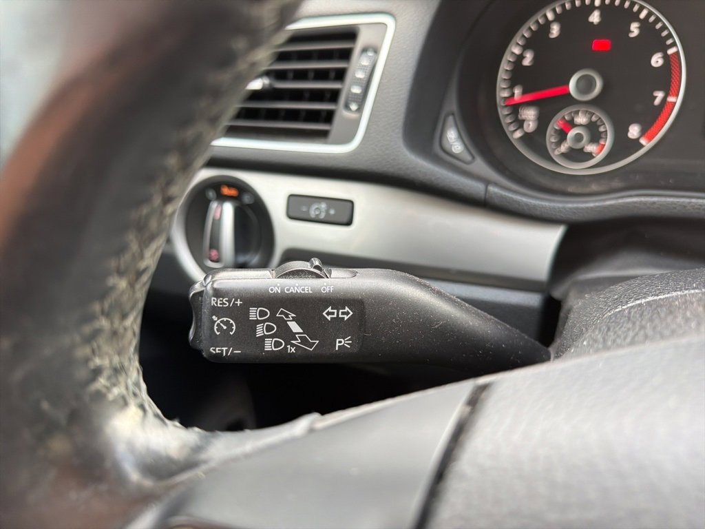 Used 2014 Volkswagen Passat 1.8T Wolfsburg Edition image 14