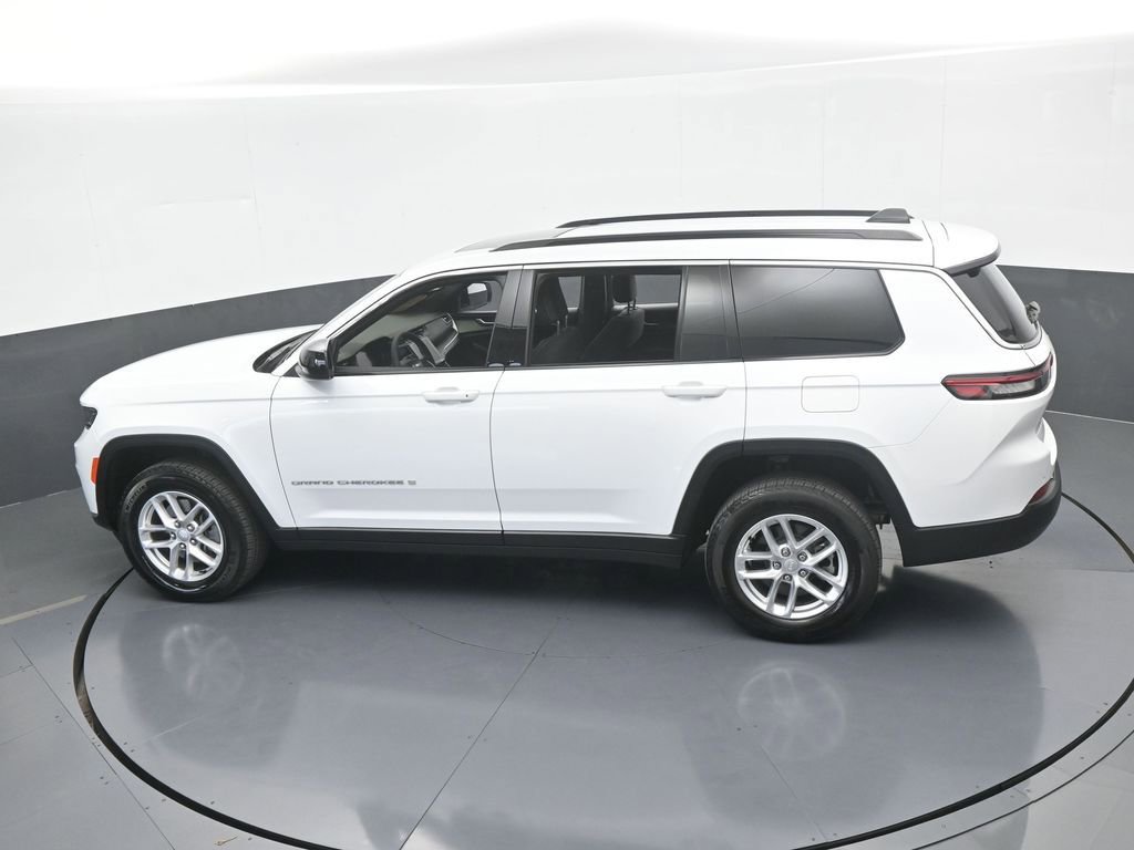 Used 2024 Jeep Grand Cherokee L Laredo image 48
