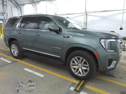 Used 2024 GMC Yukon SLT w/ SLT Luxury Package AWD/4WD image 2