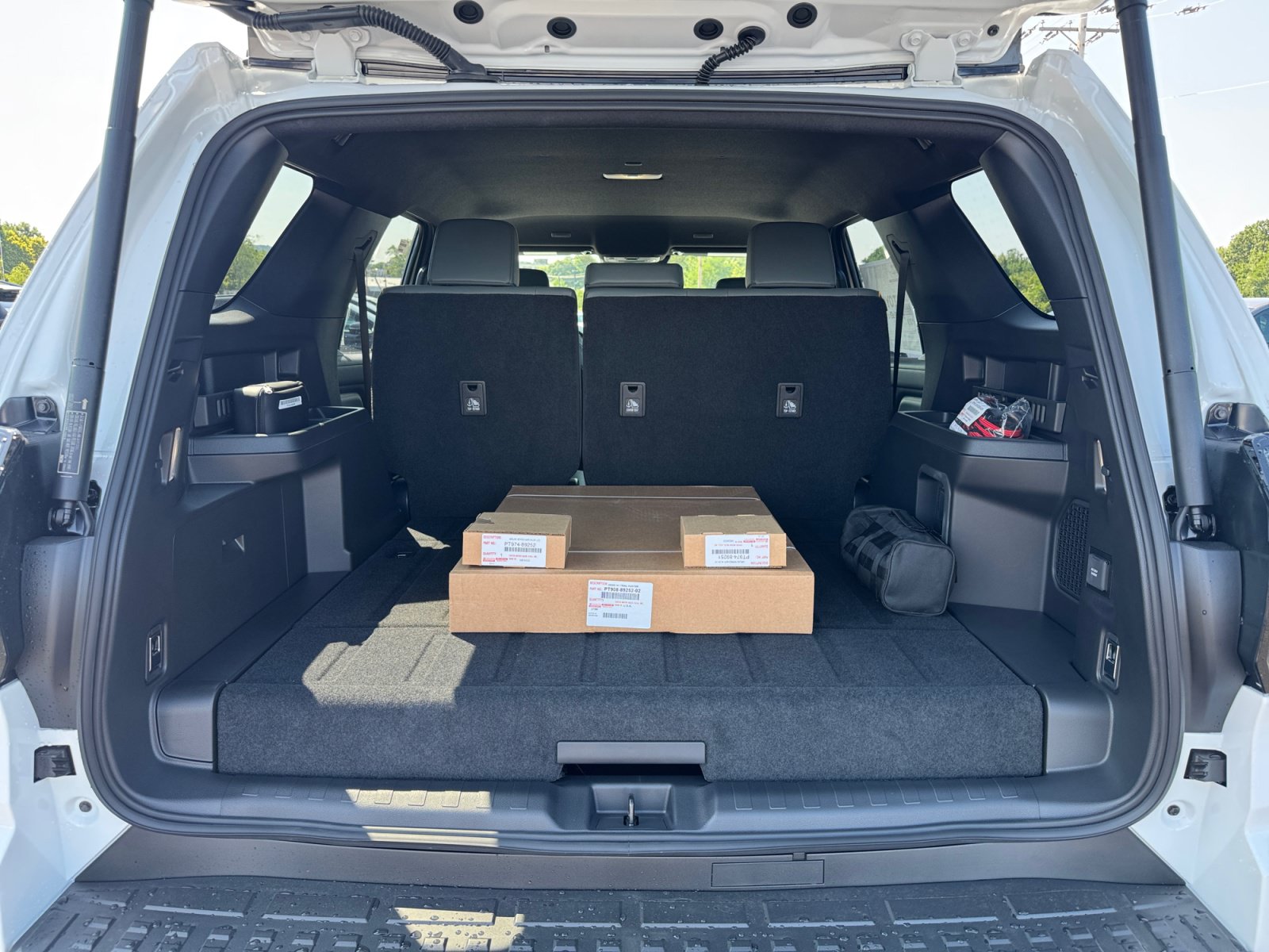 New 2026 Toyota 4Runner Trailhunter AWD/4WD image 26