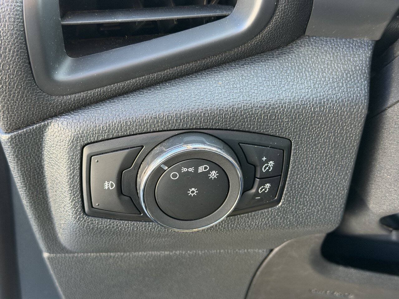 Used 2018 Ford EcoSport SE w/ SE Convenience Package FWD image 24