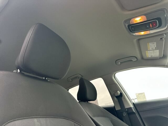 Used 2024 Hyundai Kona SEL FWD image 20