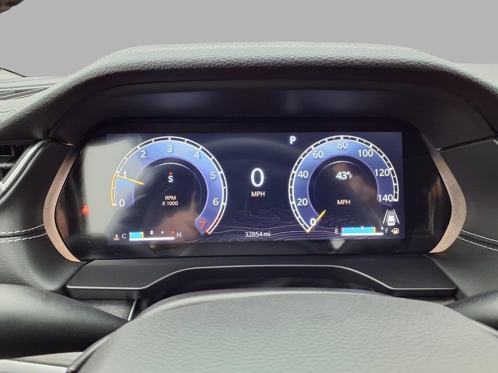 Used 2023 Jeep Grand Cherokee L Limited w/ Black Appearance Package image 16