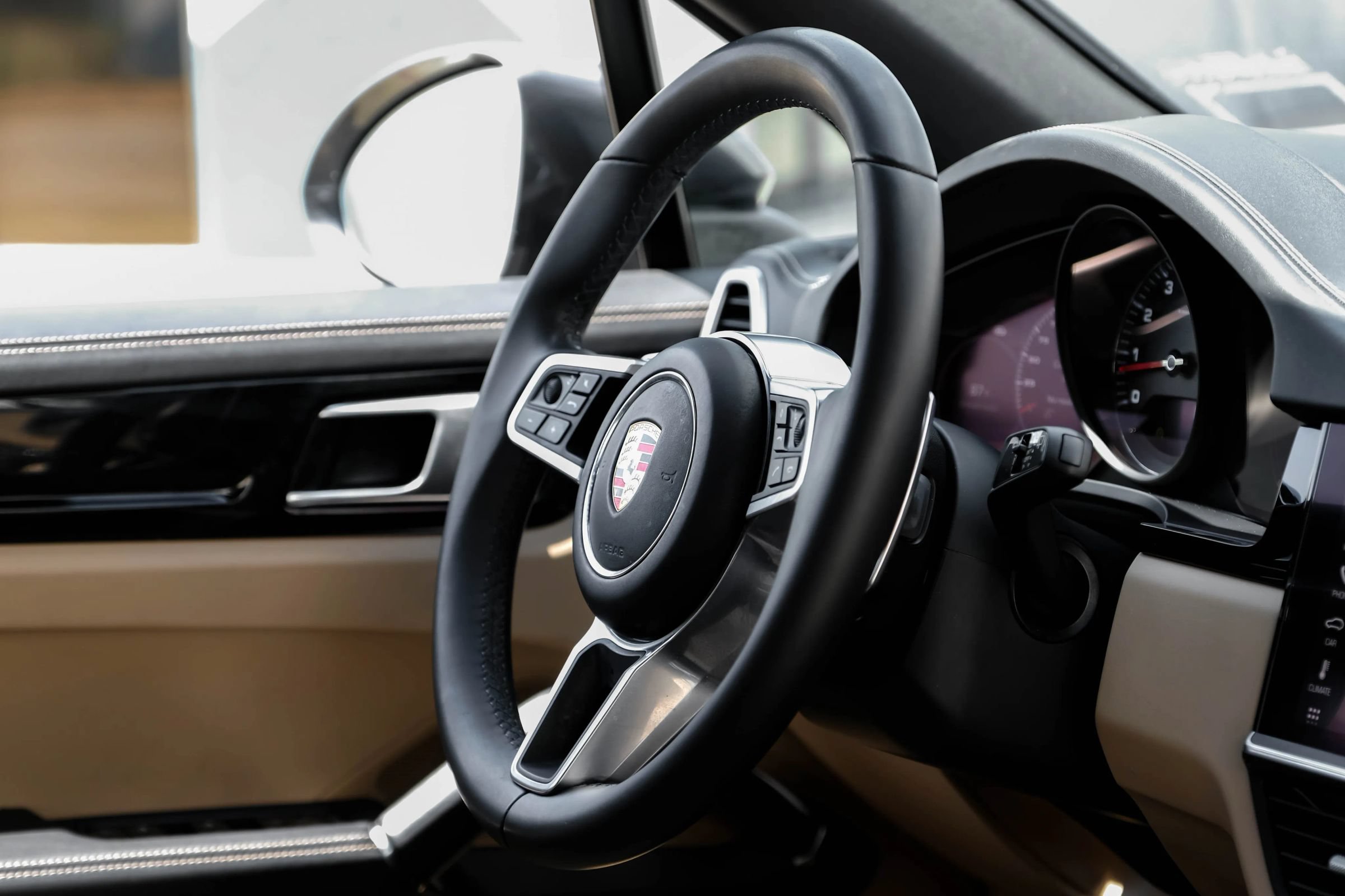 Used 2021 Porsche Cayenne S AWD/4WD image 15