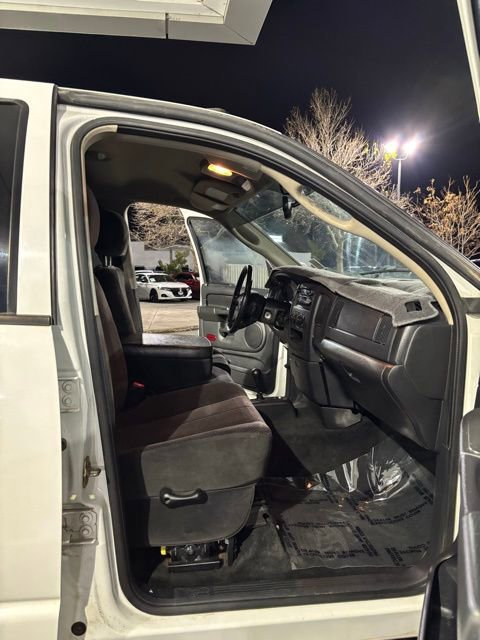 Used 2003 Dodge Ram 3500 Truck ST image 29