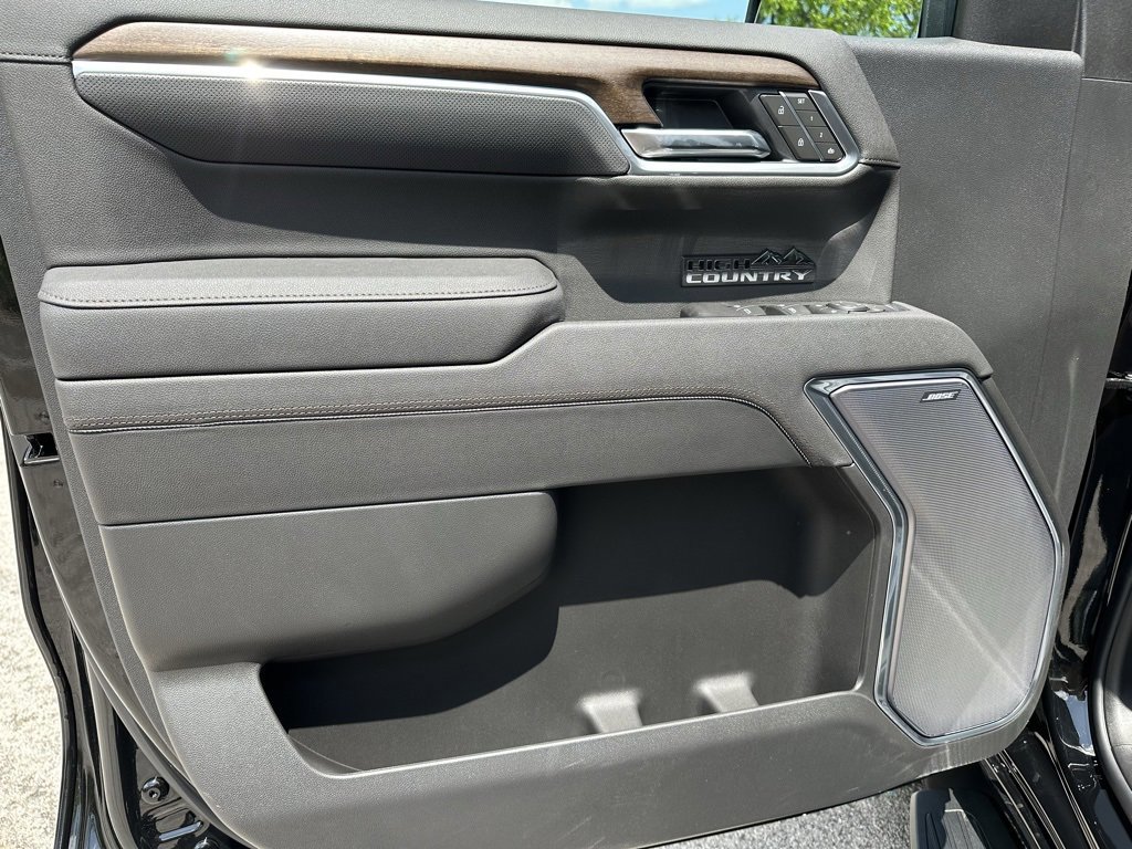 New 2025 Chevrolet Silverado 1500 High Country image 26