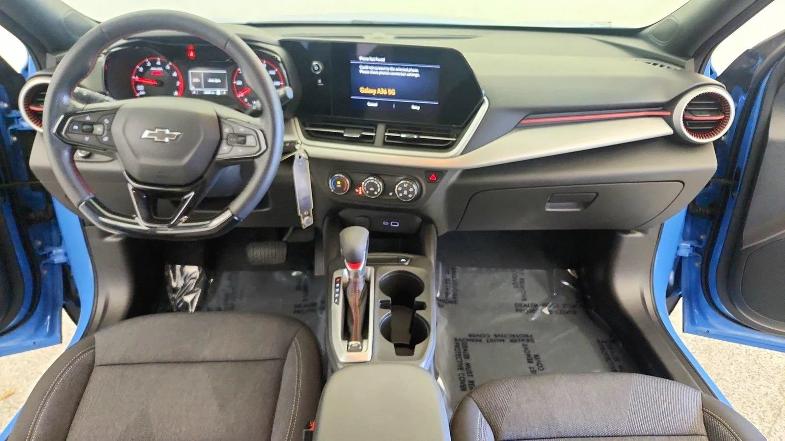 Used 2024 Chevrolet Trax RS w/ Sunroof Package FWD image 26