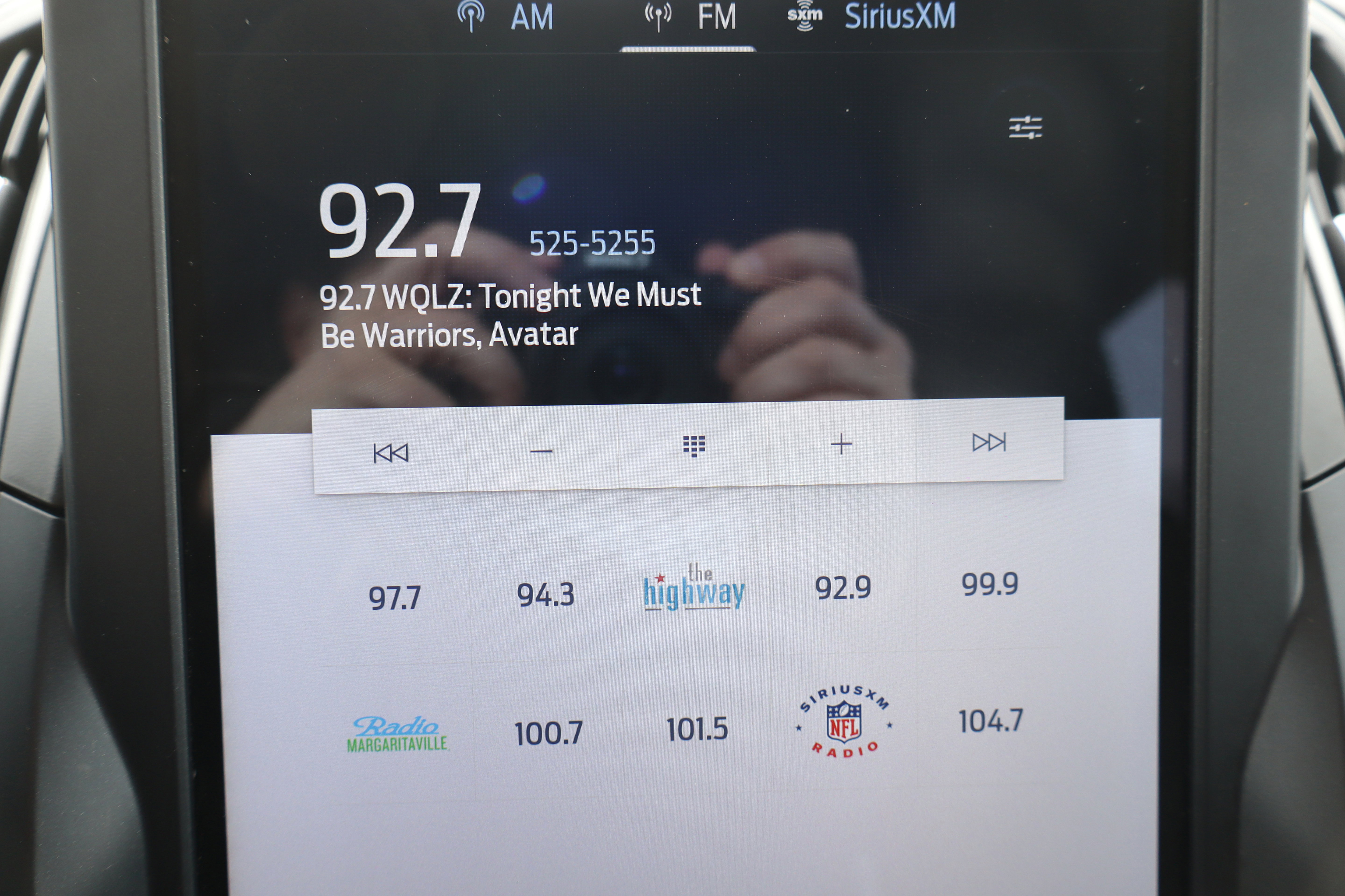 Used 2023 Ford Edge SE image 17