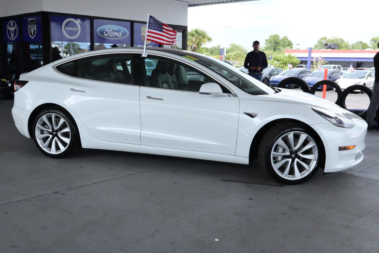 Used 2018 Tesla Model 3 Long Range RWD image 6