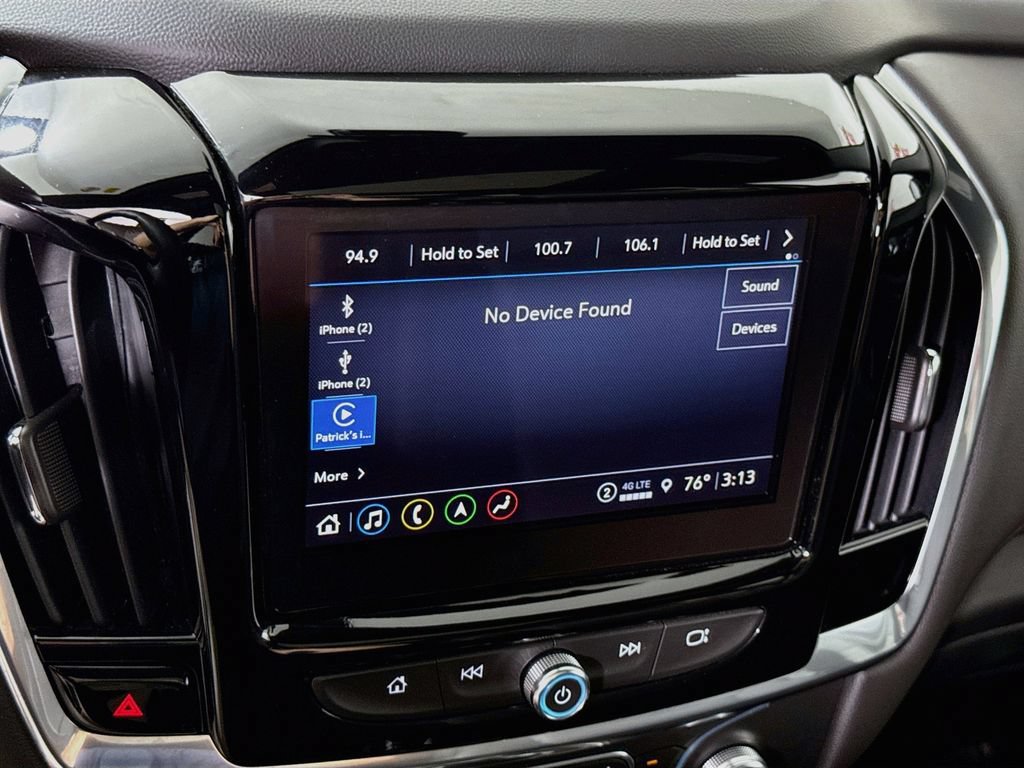 Used 2023 Chevrolet Traverse RS AWD/4WD image 7