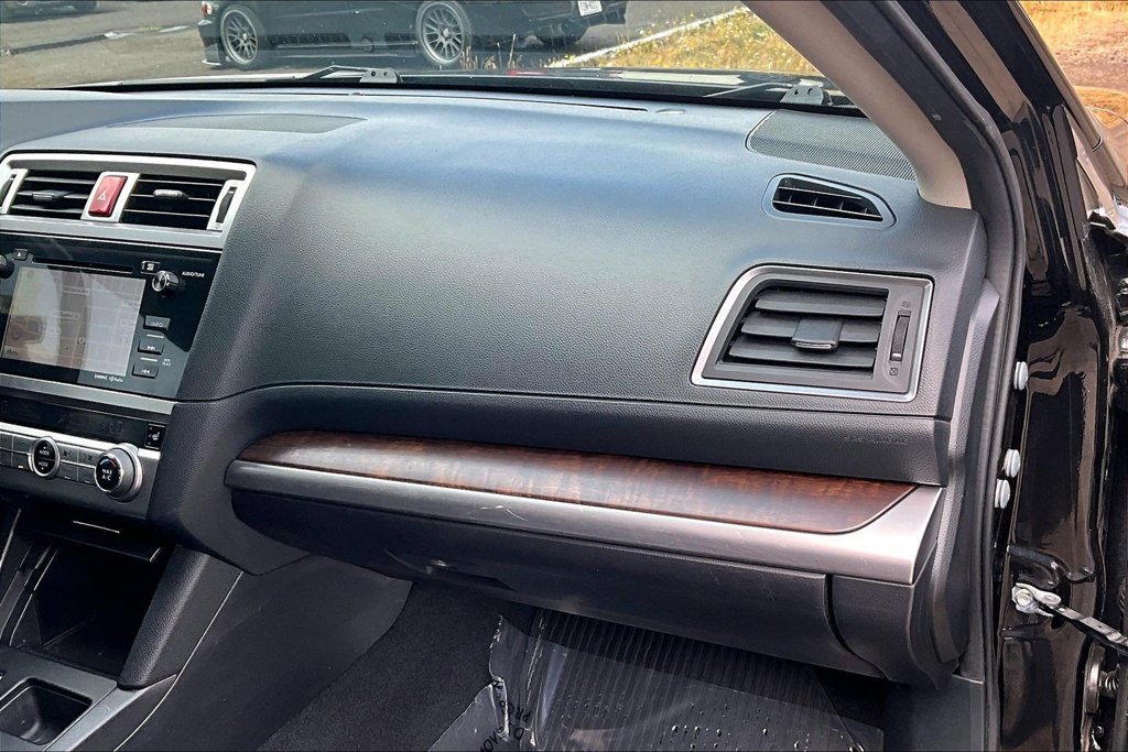 Used 2015 Subaru Outback 2.5i Limited AWD/4WD image 19