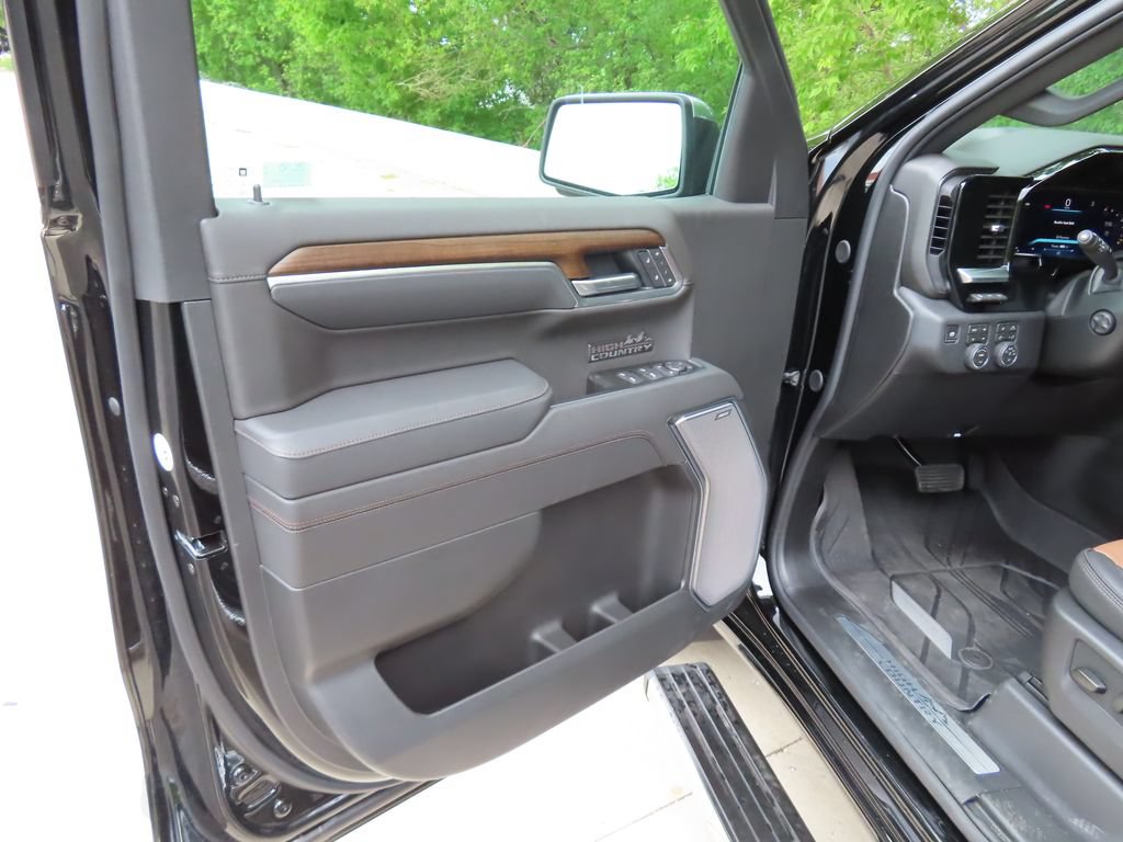 New 2026 Chevrolet Silverado 1500 High Country AWD/4WD image 26