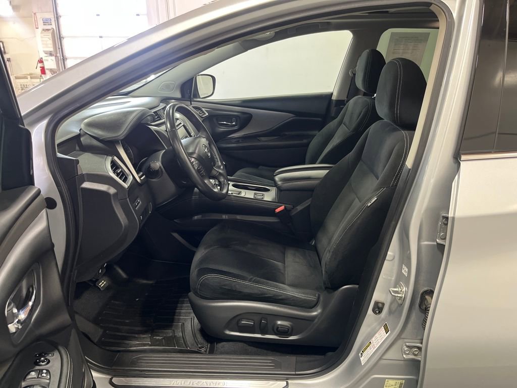 Used 2019 Nissan Murano SV w/ Premium Package image 28