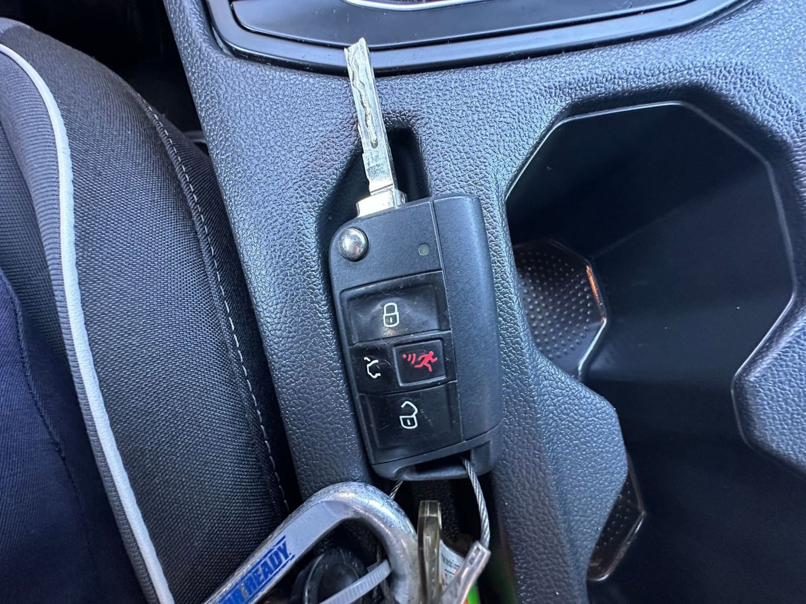 Used 2025 Volkswagen Jetta Sport image 21