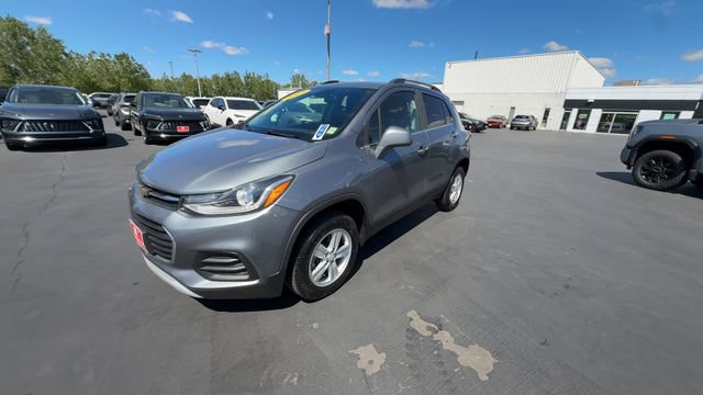 Certified 2019 Chevrolet Trax LT w/ LT Convenience Package AWD/4WD image 4