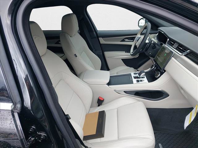 New 2026 Jaguar F-PACE R-Dynamic S image 7