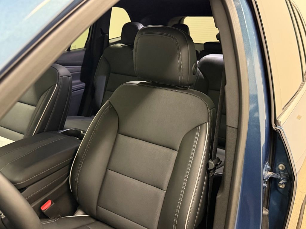 Certified 2025 Buick Enclave Preferred image 45