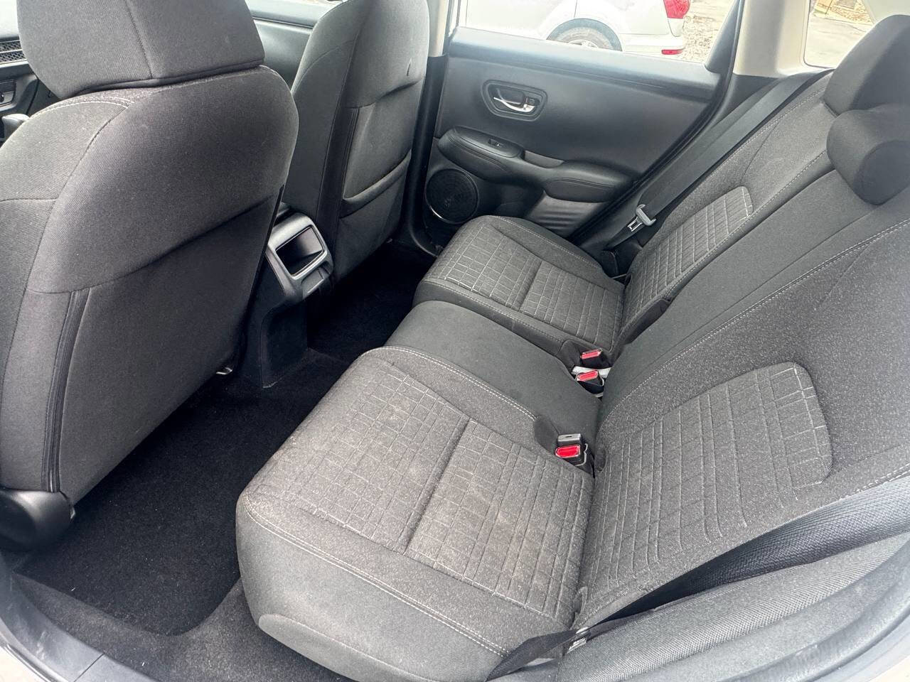 Used 2025 Honda HR-V LX image 14