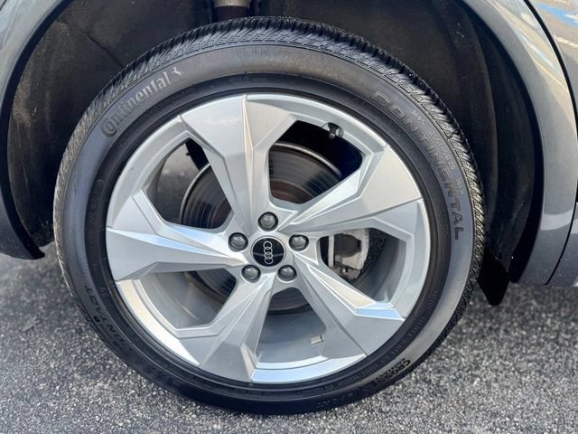 Certified 2023 Audi Q5 2.0T Premium Plus w/ Premium Plus Package AWD/4WD image 15