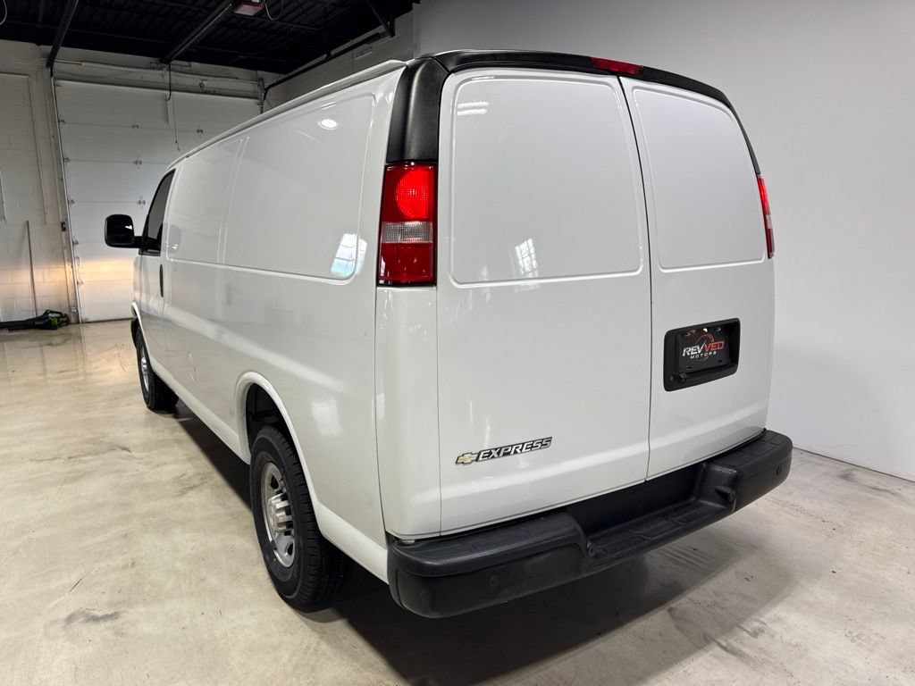 Used 2020 Chevrolet Express 2500 w/ Driver Convenience Package RWD image 5